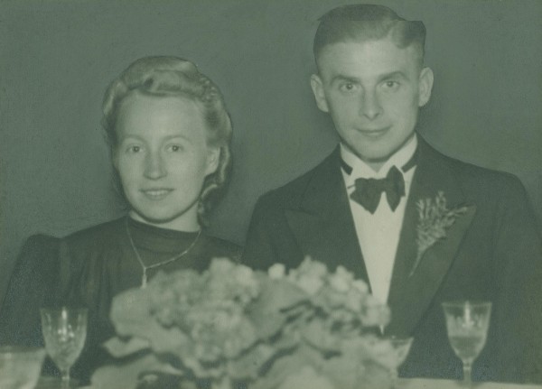 Nach dem Tod von Wilhemine Kaufmann im Juni 1945 bernimmt Ihre Tocher Jutta mit ihrem Mann Henk Ter Horst das Apollo. Foto: Familie ter Horst