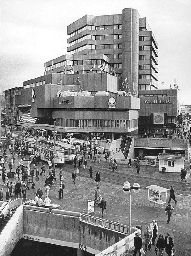 Filmplakat HOCH HINAUS - Bredero, Krpcke und Ihme-Zentrum